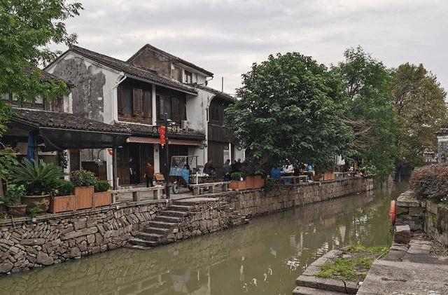 赤水市白云乡：人勤地不闲 套种促增收